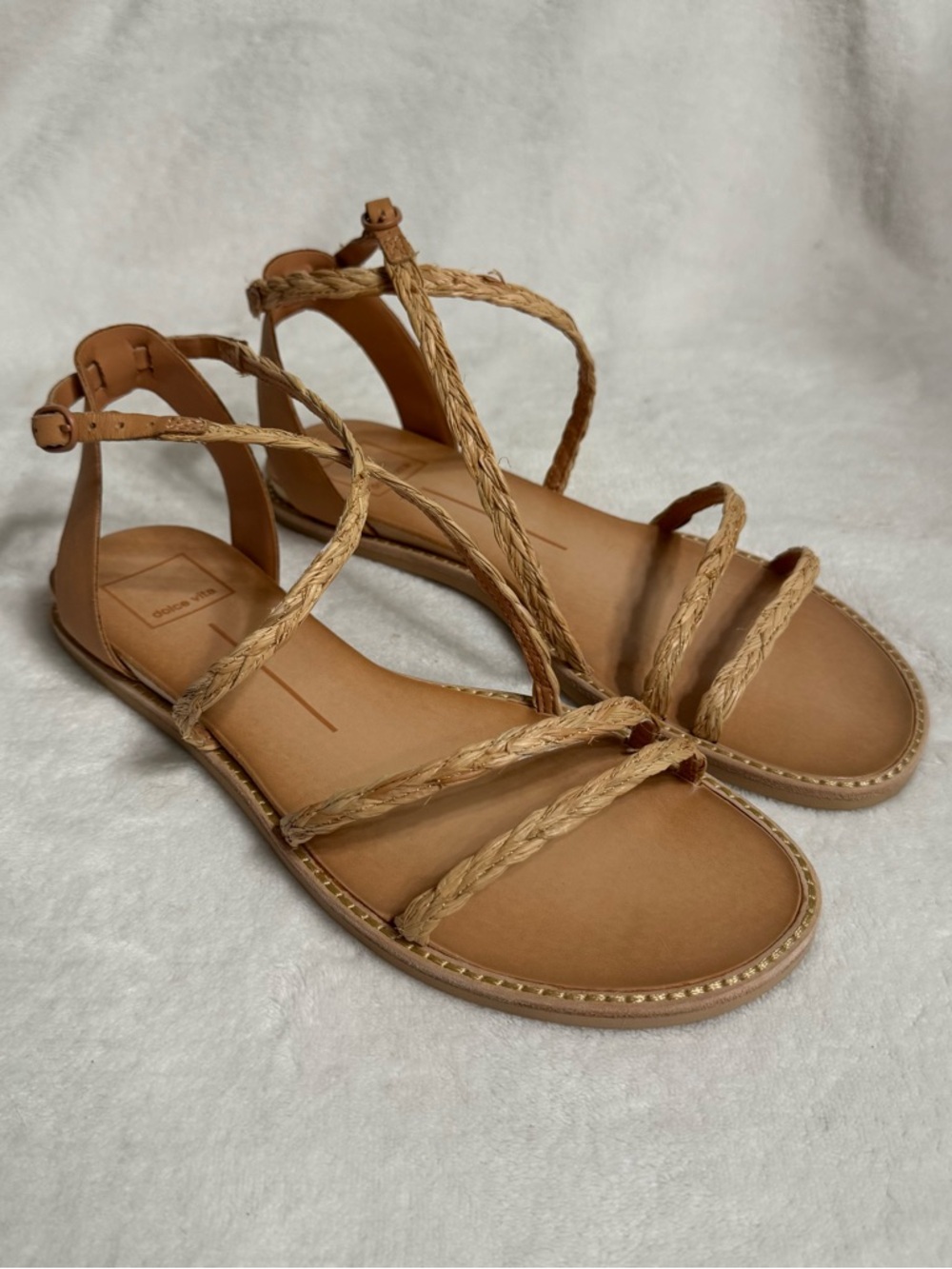 NEW Dolce Vita Nenna sandal - size 7.5